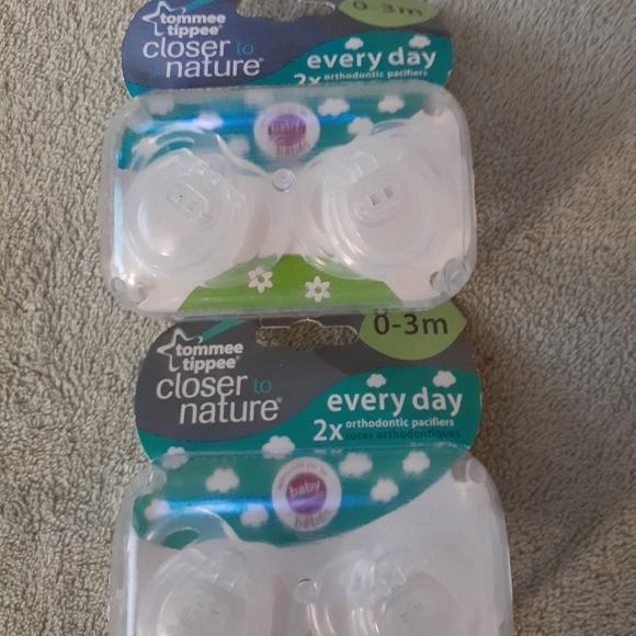 Pacifiers - Picture 3 of 4